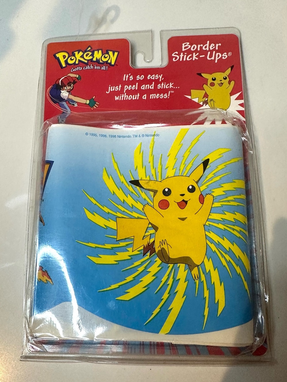 Vintage Nintendo Pokémon 1990s Pikachu Charizard Wall Trim Border NWT
